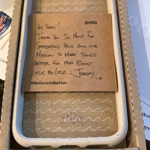 Pella iPhone case 7/8 (new)